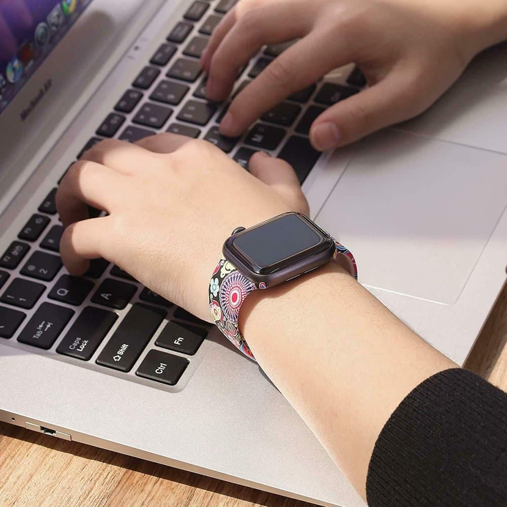 Flower Silicone Strap for 38/40/41mm Apple Watch- M/L
