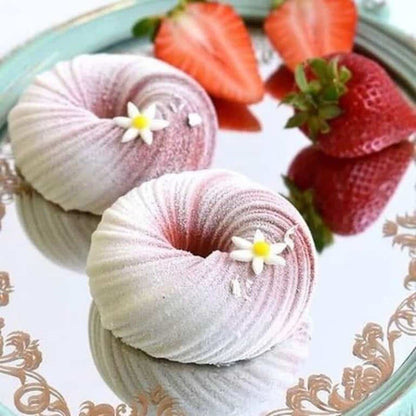 Non-Stick 3D Spiral Swirl Doughnut Silicone Baking Mould